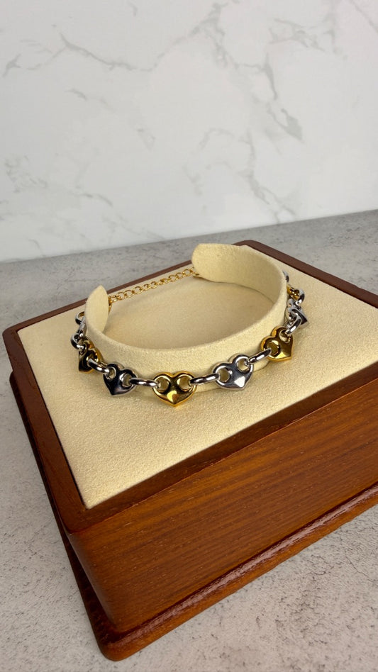 Mixed hearts bracelet