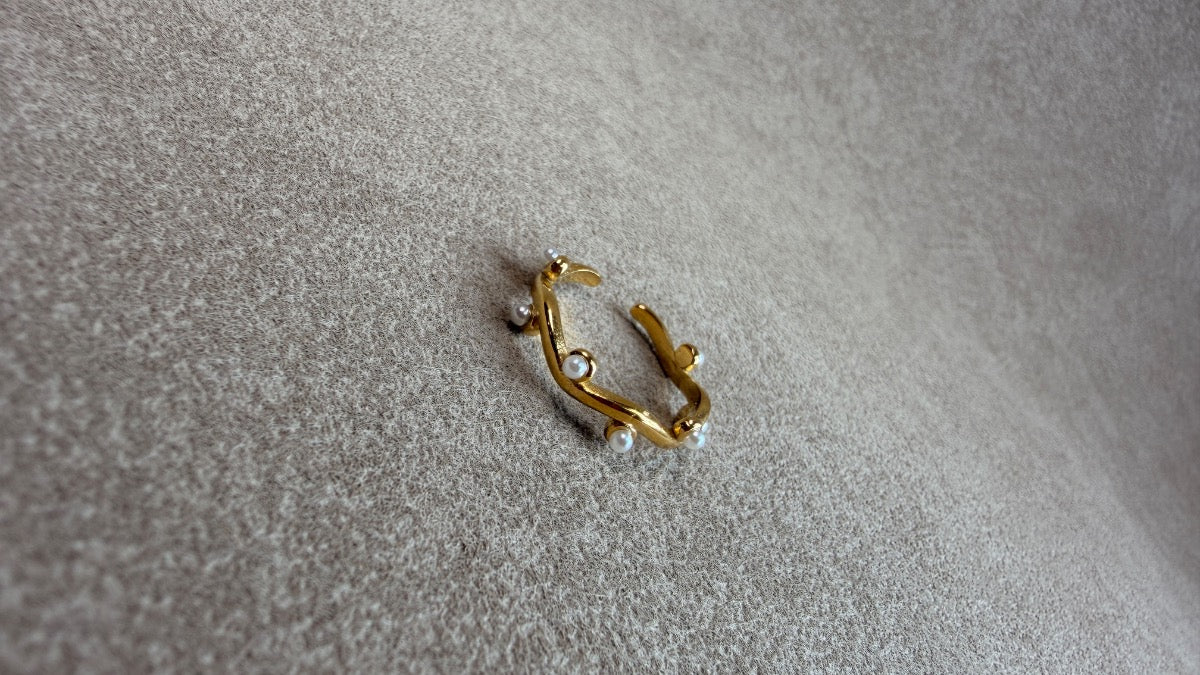 Pearl ring