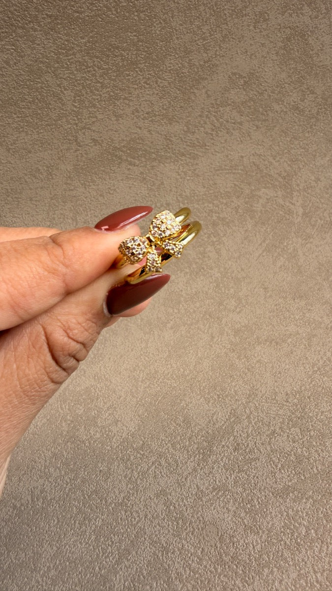 Anillo lazo brillante