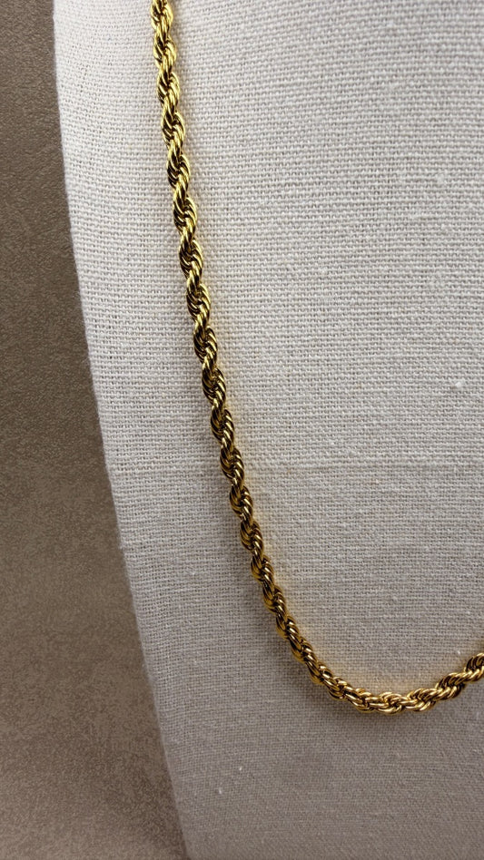Classic rope chain