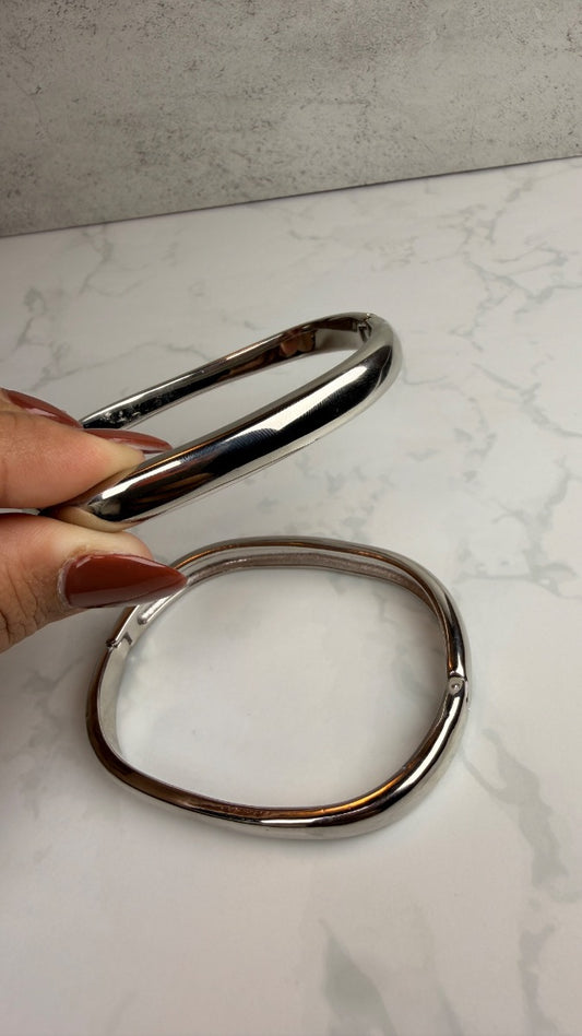 Smooth silver bracelet
