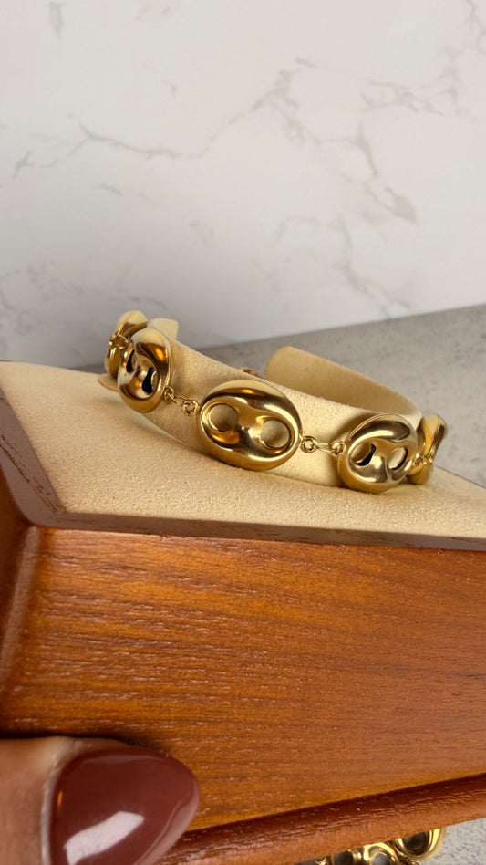 Abstract bracelet