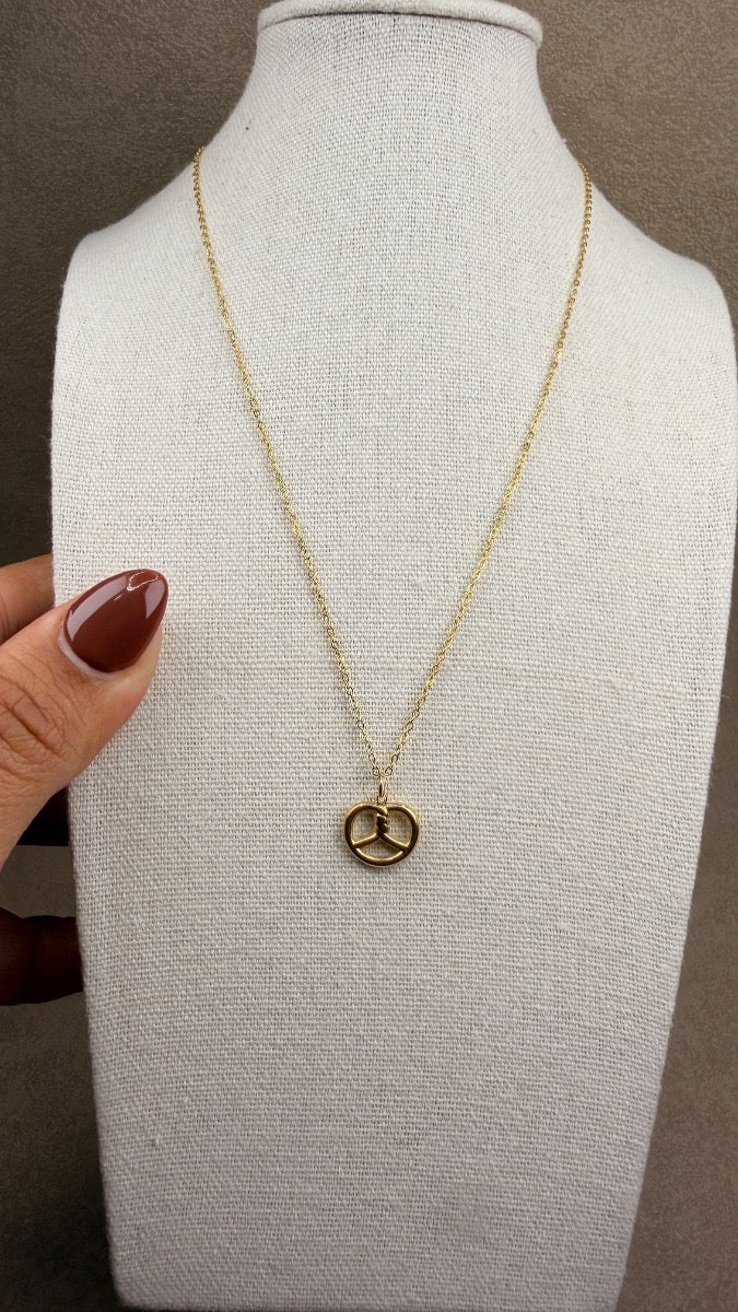 Collar Pretzel 🥨