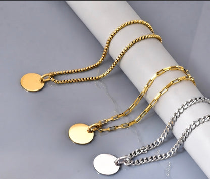 Collar minimalista personalizado