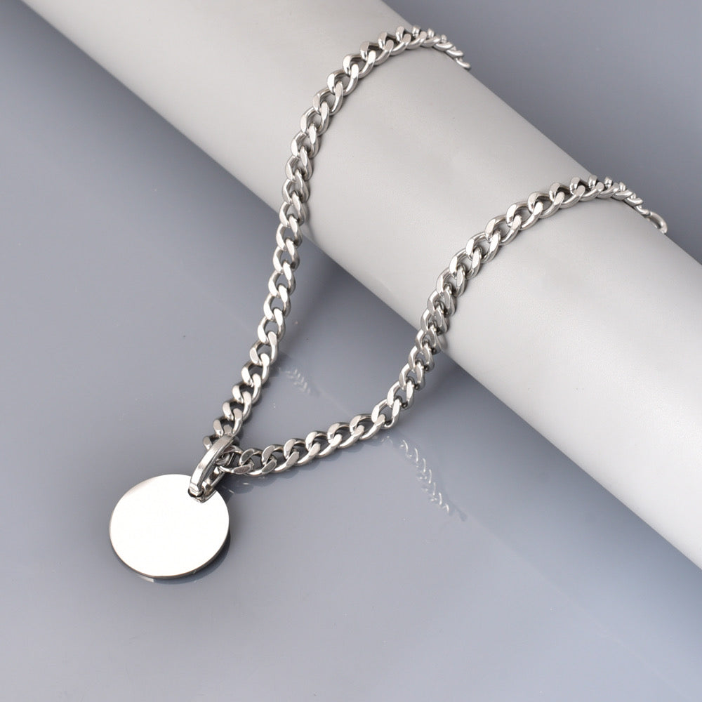 Collar minimalista personalizado
