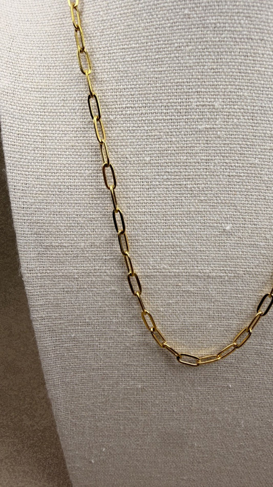 Classic paperclip necklace
