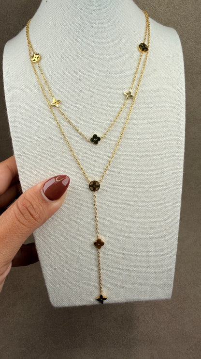 Collar layers chic ✨