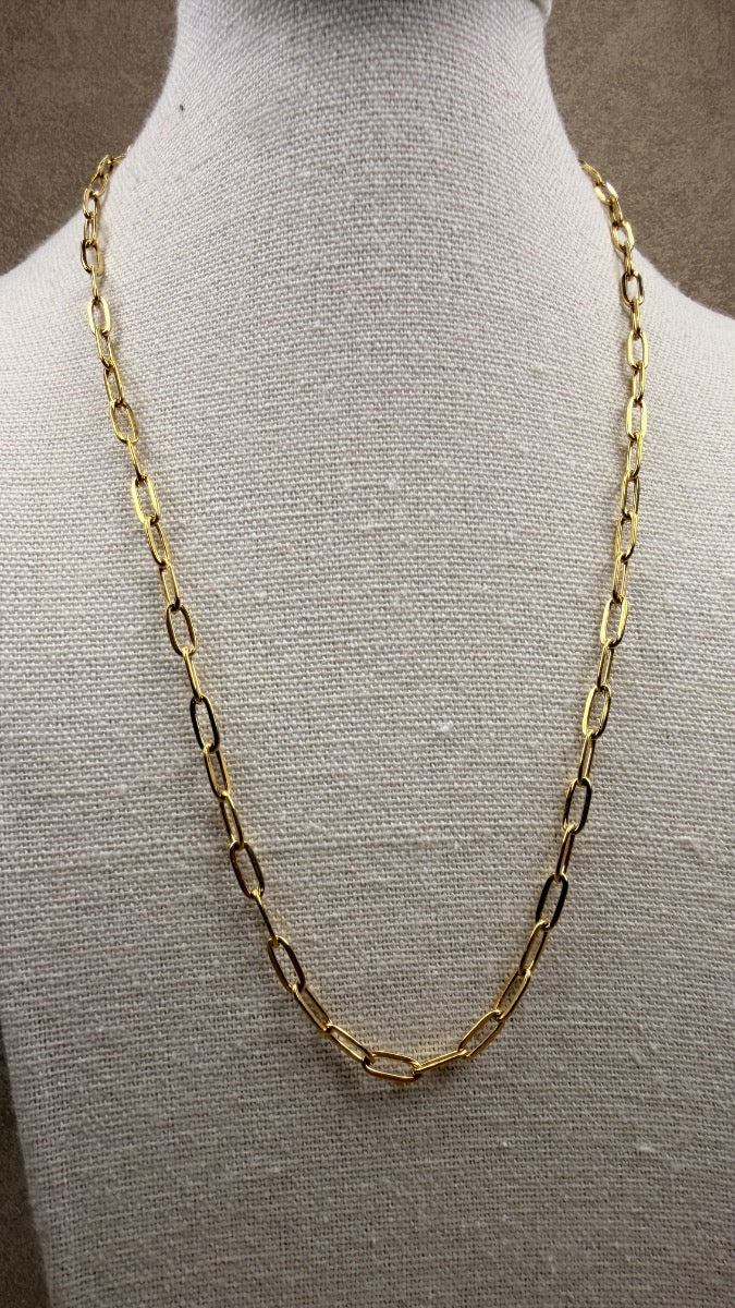 Classic paperclip necklace