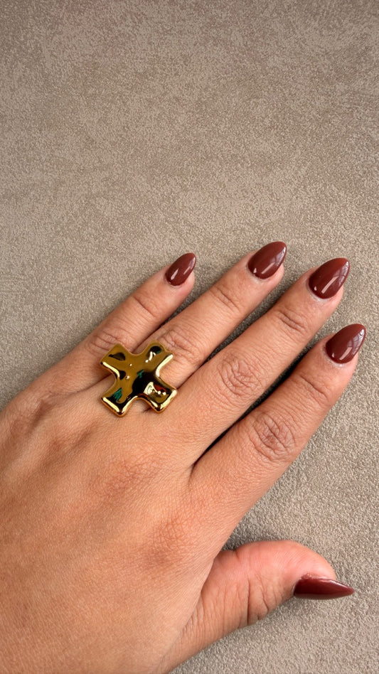 Bold ring