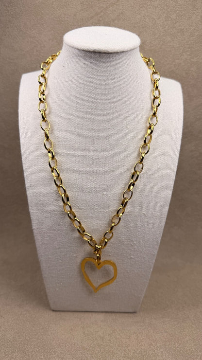 Collar corazón dorado